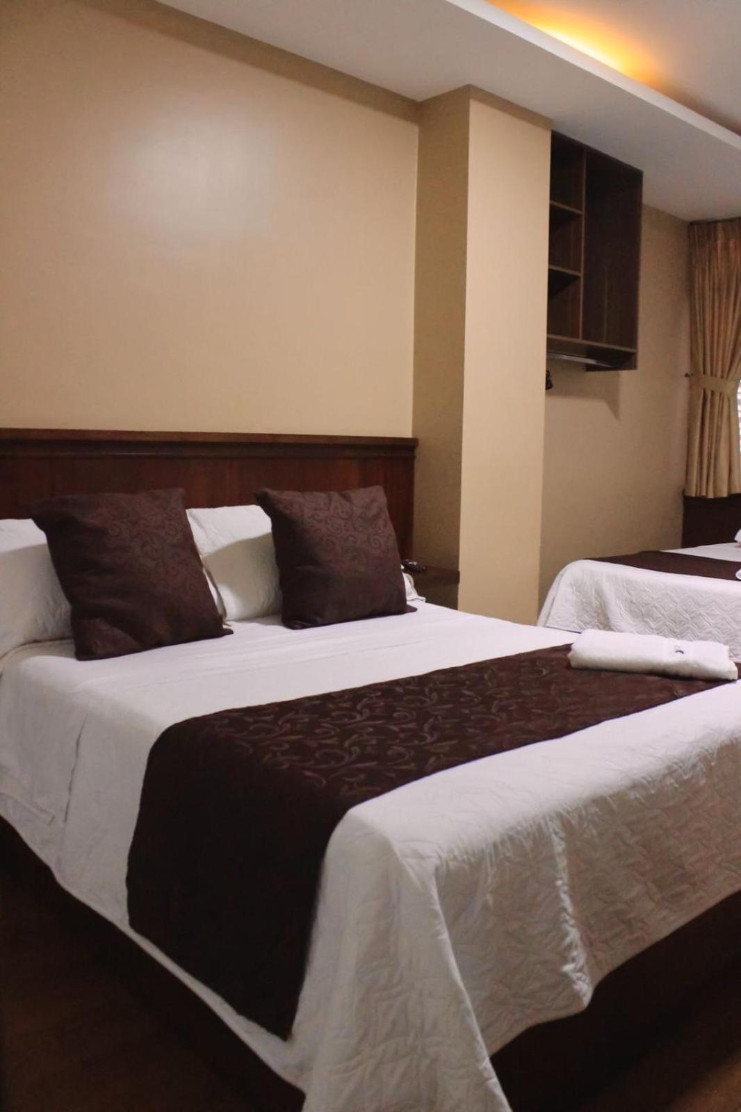 Hostal Camil Loja Luaran gambar