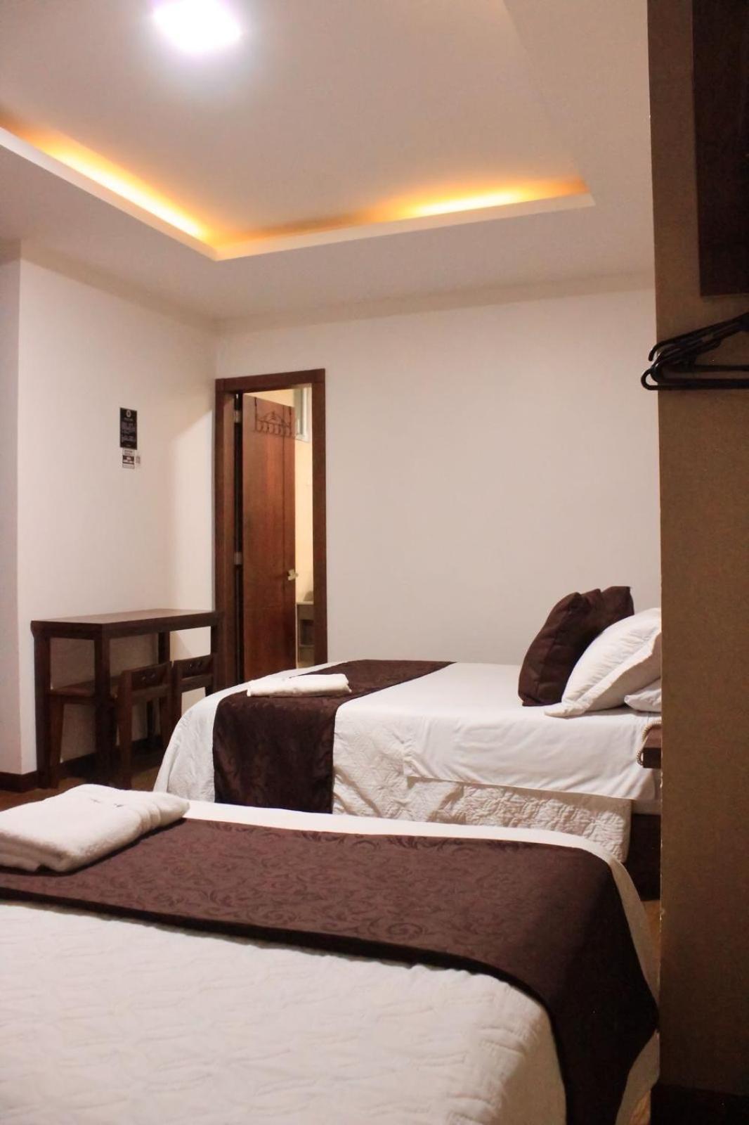 Hostal Camil Loja Luaran gambar